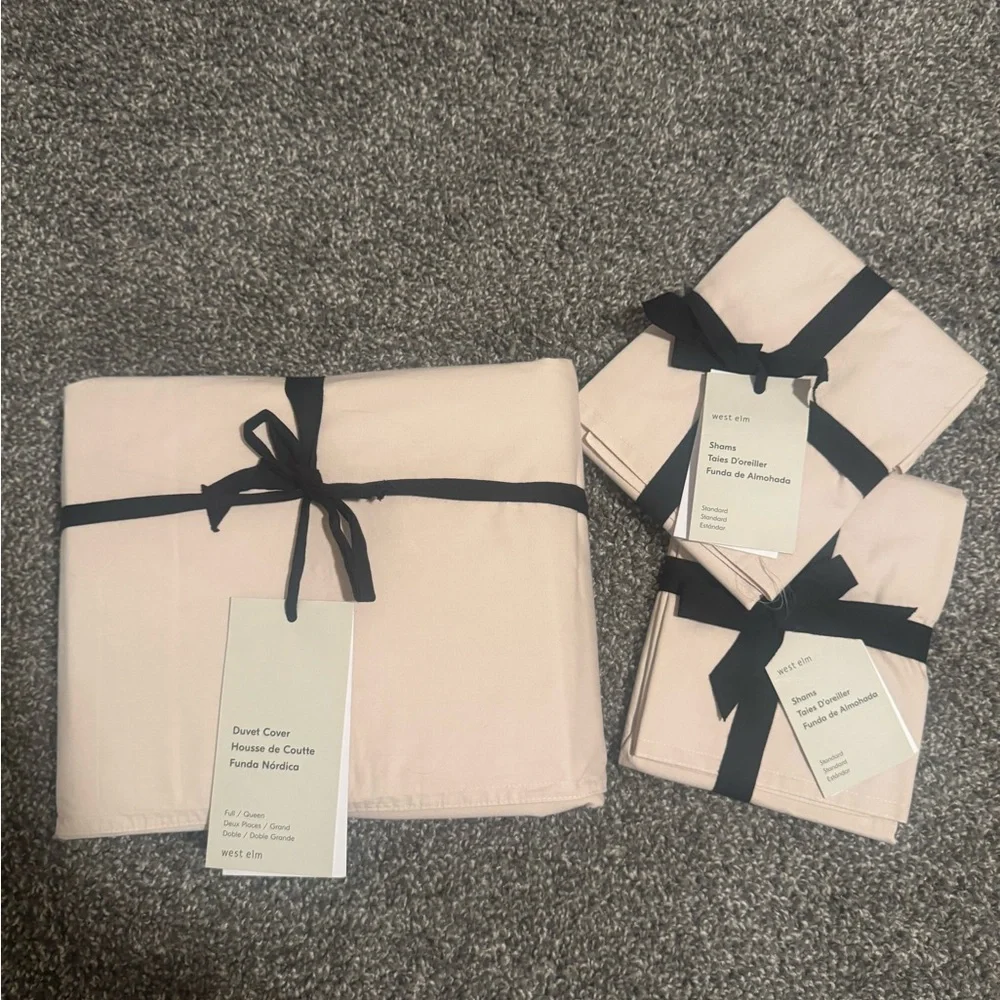 West Elm Duvet Cover Set